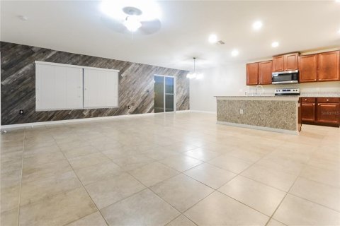 Casa en alquiler en Riverview, Florida, 4 dormitorios, 178.19 m2 № 1905953 - foto 3