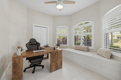 House in Bradenton, Florida 4 bedrooms, 214.05 sq.m. № 1834620 - photo 27