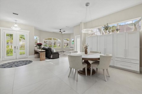 House in Bradenton, Florida 4 bedrooms, 214.05 sq.m. № 1834620 - photo 10
