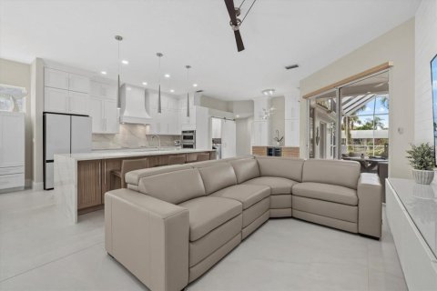 House in Bradenton, Florida 4 bedrooms, 214.05 sq.m. № 1834620 - photo 14