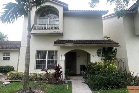 Condo in Pembroke Pines, Florida, 1 bedroom  № 1748977 - photo 3