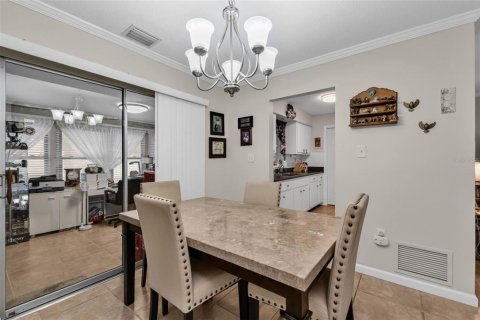 Casa en venta en Port Charlotte, Florida, 2 dormitorios, 110.55 m2 № 1900972 - foto 9