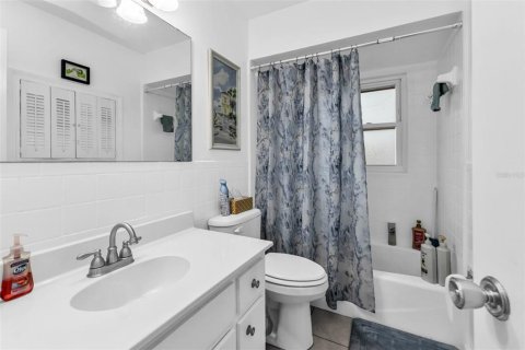 Casa en venta en Port Charlotte, Florida, 2 dormitorios, 110.55 m2 № 1900972 - foto 19