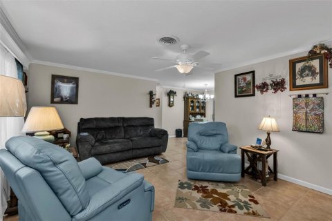 Casa en venta en Port Charlotte, Florida, 2 dormitorios, 110.55 m2 № 1900972 - foto 5