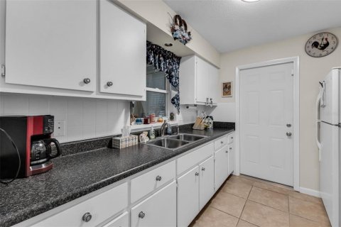 Casa en venta en Port Charlotte, Florida, 2 dormitorios, 110.55 m2 № 1900972 - foto 12