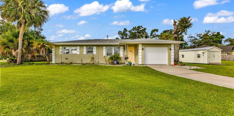 Casa en Port Charlotte, Florida 2 dormitorios, 110.55 m2 № 1900972