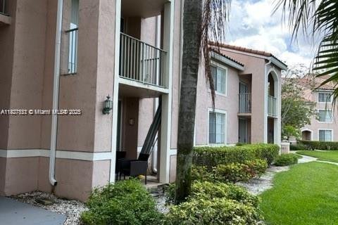 Condominio en alquiler en Miramar, Florida, 1 dormitorio, 55.74 m2 № 1798748 - foto 3