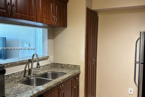 Condominio en alquiler en Miramar, Florida, 1 dormitorio, 55.74 m2 № 1798748 - foto 8