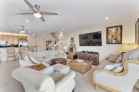Adosado en venta en Pompano Beach, Florida, 3 dormitorios, 188.59 m2 № 2179097 - foto 9