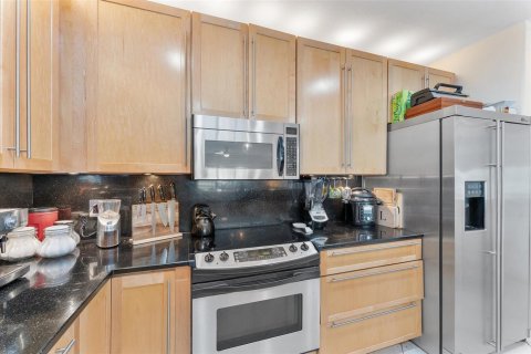 Adosado en venta en Pompano Beach, Florida, 3 dormitorios, 188.59 m2 № 2179097 - foto 18