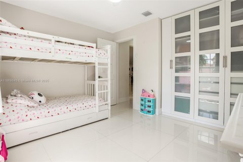 Купить виллу или дом в Уэстон, Флорида 2 спальни, 144.37м2, № 1923229 - фото 16