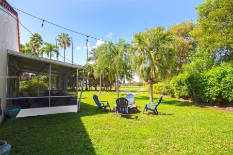 Купить виллу или дом в Уэстон, Флорида 2 спальни, 144.37м2, № 1923229 - фото 29