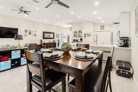 Купить виллу или дом в Уэстон, Флорида 2 спальни, 144.37м2, № 1923229 - фото 8