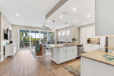 Copropriété à vendre à Bradenton, Floride: 3 chambres, 154.59 m2 № 2405226 - photo 12