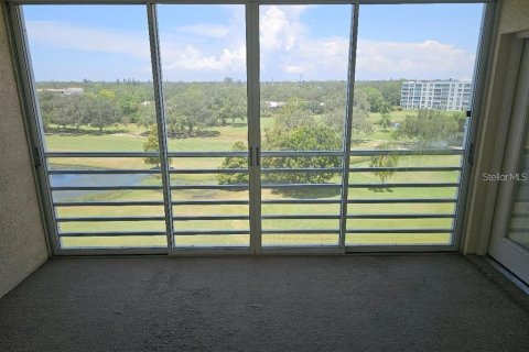 Condo in Bradenton, Florida, 2 bedrooms  № 2148807 - photo 17