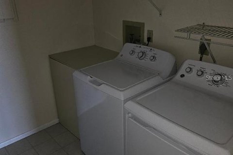 Condo in Bradenton, Florida, 2 bedrooms  № 2148807 - photo 16