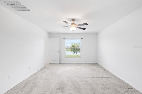 House in Zephyrhills, Florida 4 bedrooms, 180.14 sq.m. № 1866767 - photo 21