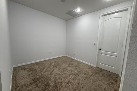 Touwnhouse à louer à Orlando, Floride: 2 chambres, 149.29 m2 № 1903412 - photo 11