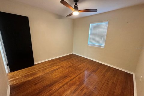 House in Saint Petersburg, Florida 2 bedrooms, 129.51 sq.m. № 2200135 - photo 16