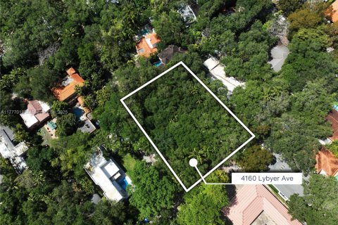 Terreno en venta en Miami, Florida № 1868291 - foto 2