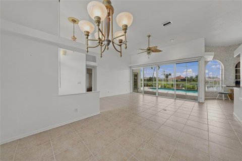 Casa en venta en Punta Gorda, Florida, 3 dormitorios, 198.72 m2 № 2384418 - foto 9