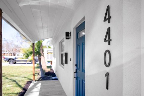 Villa ou maison à vendre à Saint Petersburg, Floride: 2 chambres, 85.93 m2 № 2355915 - photo 4