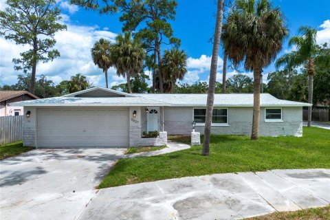 Casa en Port Richey, Florida 3 dormitorios, 136.38 m2 № 2220849