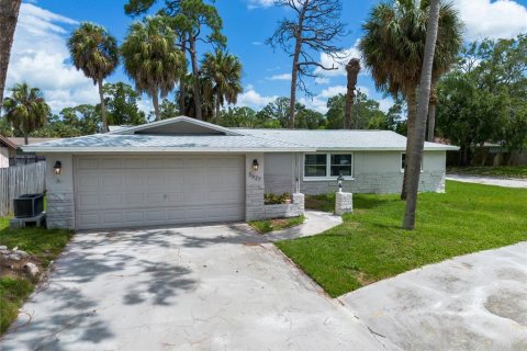 Villa ou maison à vendre à Port Richey, Floride: 3 chambres, 136.38 m2 № 2220849 - photo 4