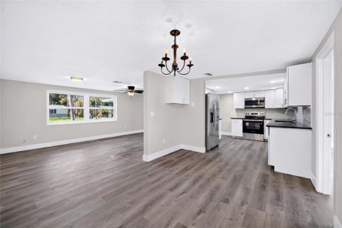 Villa ou maison à vendre à Port Richey, Floride: 3 chambres, 136.38 m2 № 2220849 - photo 25
