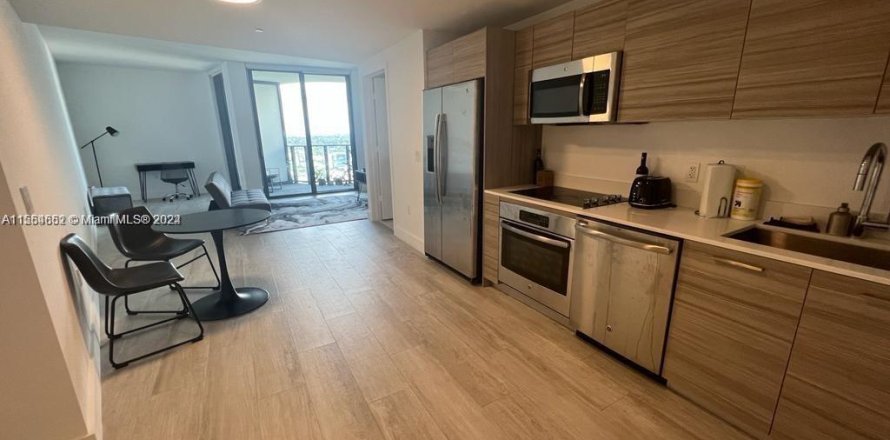 Condo in Miami, Florida, 1 bedroom  № 1859919