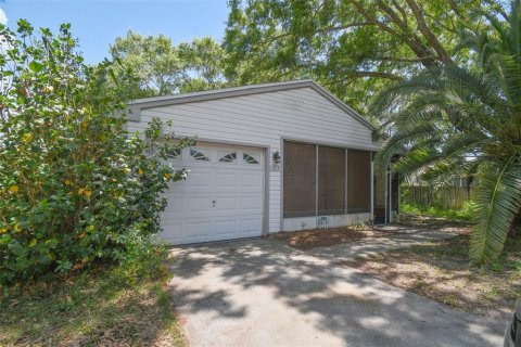 Villa ou maison à vendre à Palm Harbor, Floride: 2 chambres, 86.86 m2 № 1165346 - photo 3