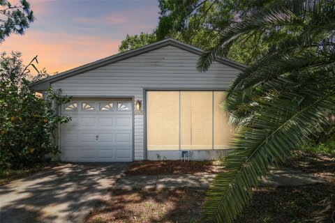 Villa ou maison à vendre à Palm Harbor, Floride: 2 chambres, 86.86 m2 № 1165346 - photo 2