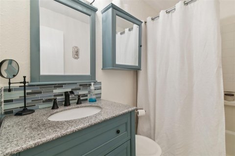 Villa ou maison à vendre à Palm Harbor, Floride: 2 chambres, 86.86 m2 № 1165346 - photo 22