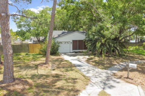 Villa ou maison à vendre à Palm Harbor, Floride: 2 chambres, 86.86 m2 № 1165346 - photo 5