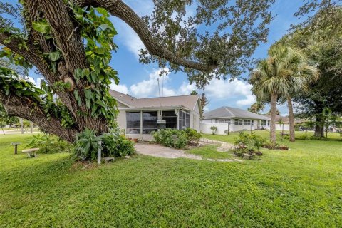 Villa ou maison à vendre à North Port, Floride: 3 chambres, 120.77 m2 № 1909624 - photo 28