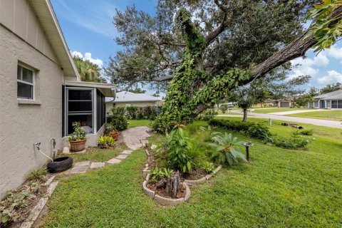 Villa ou maison à vendre à North Port, Floride: 3 chambres, 120.77 m2 № 1909624 - photo 23