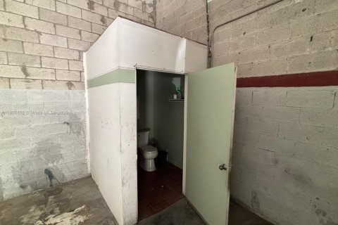 Купить коммерческую недвижимость в Майами, Флорида № 2054362 - фото 5