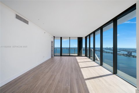 Copropriété à louer à Miami, Floride: 4 chambres, 240.06 m2 № 1982574 - photo 10