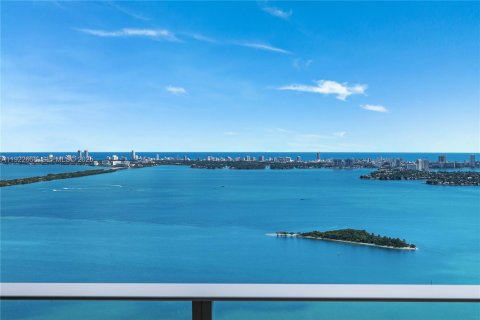 Copropriété à louer à Miami, Floride: 4 chambres, 240.06 m2 № 1982574 - photo 22