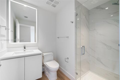 Copropriété à louer à Miami, Floride: 4 chambres, 240.06 m2 № 1982574 - photo 30