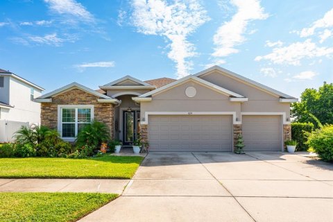 Casa en venta en Groveland, Florida, 4 dormitorios, 217.86 m2 № 1916626 - foto 1
