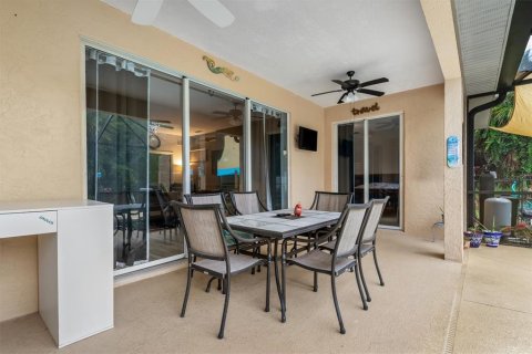 Villa ou maison à vendre à North Port, Floride: 3 chambres, 160.16 m2 № 2399285 - photo 18