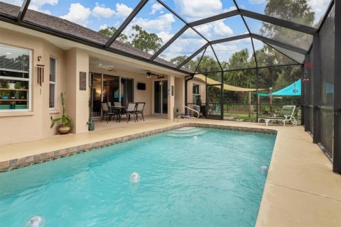 Villa ou maison à vendre à North Port, Floride: 3 chambres, 160.16 m2 № 2399285 - photo 19