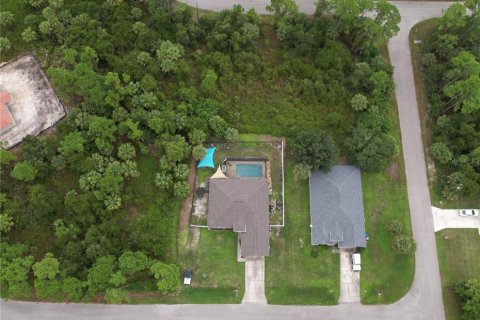 Villa ou maison à vendre à North Port, Floride: 3 chambres, 160.16 m2 № 2399285 - photo 20