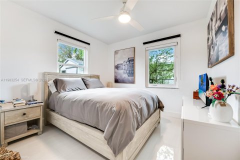 Купить виллу или дом в Майами, Флорида 3 спальни, 136.57м2, № 2154099 - фото 12