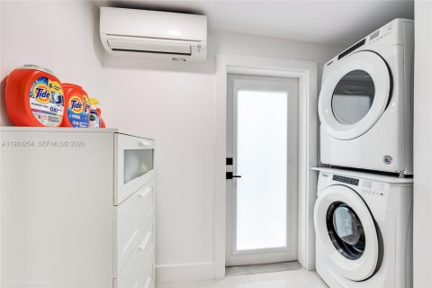 Купить виллу или дом в Майами, Флорида 3 спальни, 136.57м2, № 2154099 - фото 14