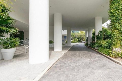 Снять в аренду кондоминиум в Майами, Флорида 3 спальни, 151.06м2, № 1955990 - фото 20