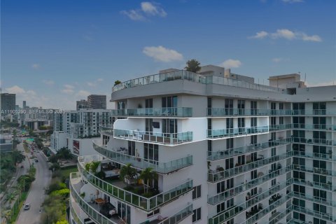 Снять в аренду кондоминиум в Майами, Флорида 3 спальни, 151.06м2, № 1955990 - фото 24