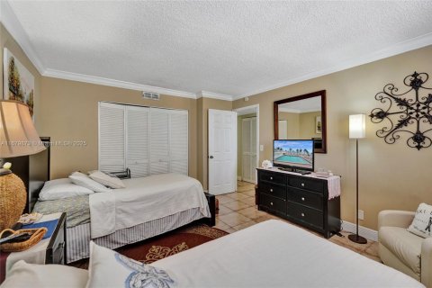 Condominio en venta en Hollywood, Florida, 2 dormitorios, 130.06 m2 № 1812199 - foto 20