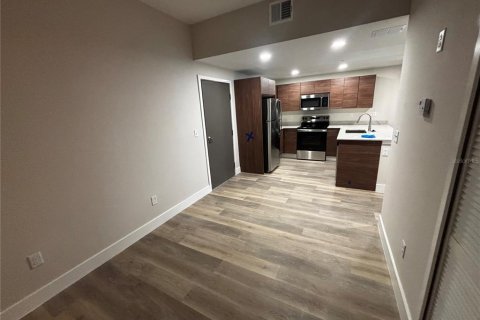 Condo in Orlando, Florida, 1 bedroom  № 2234662 - photo 19